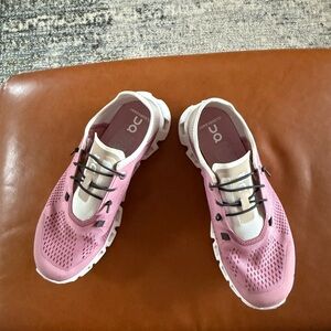 On Women’s Cloud 5 Coast sneaker